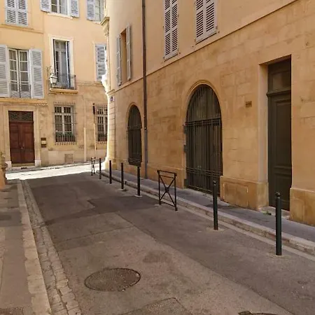 Aix Fr Pavillon * Aix-en-Provence